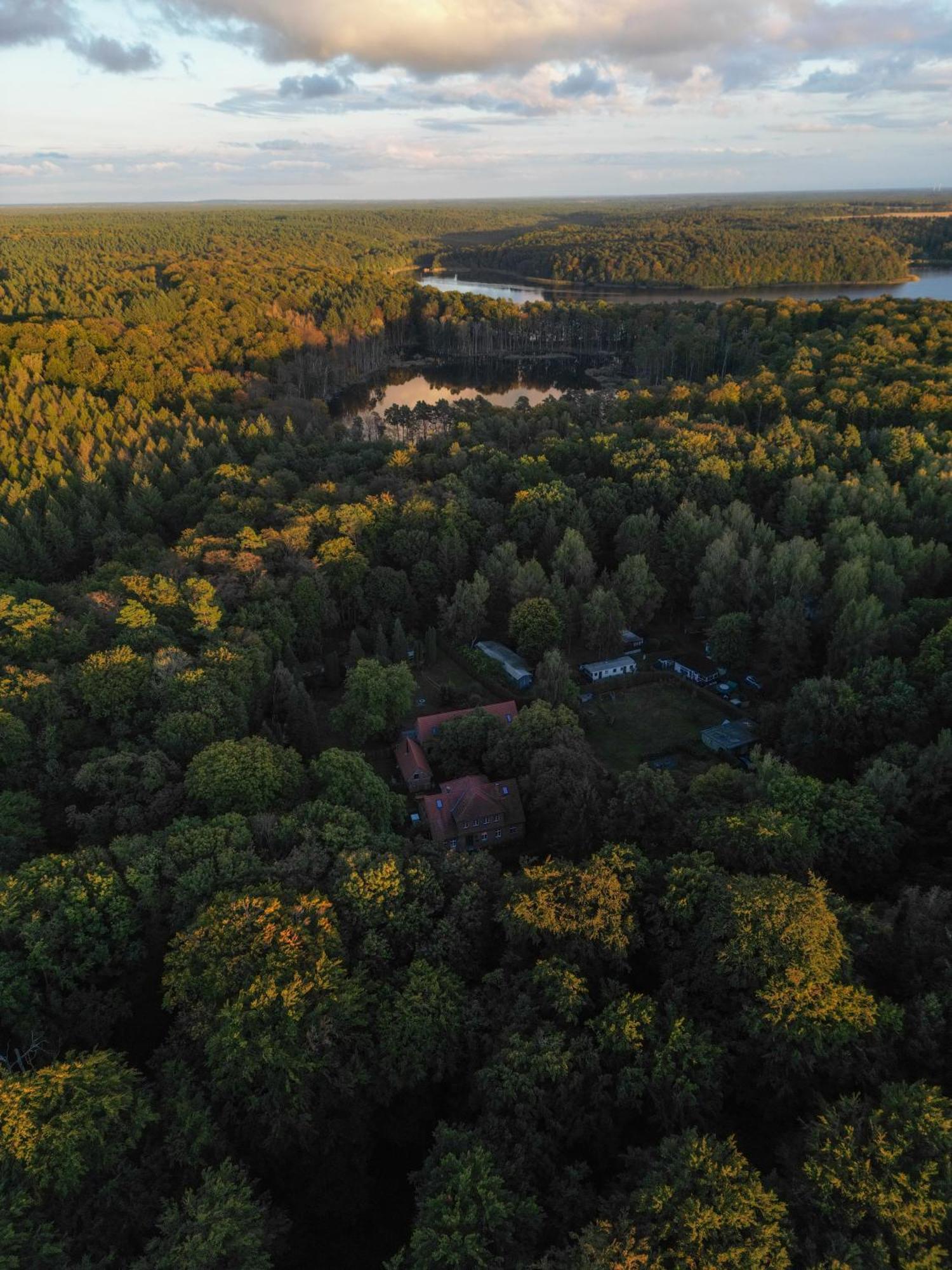 Wald- Und Seeidyll Im Historischen Forsthaus Neuruppin Bagian luar foto