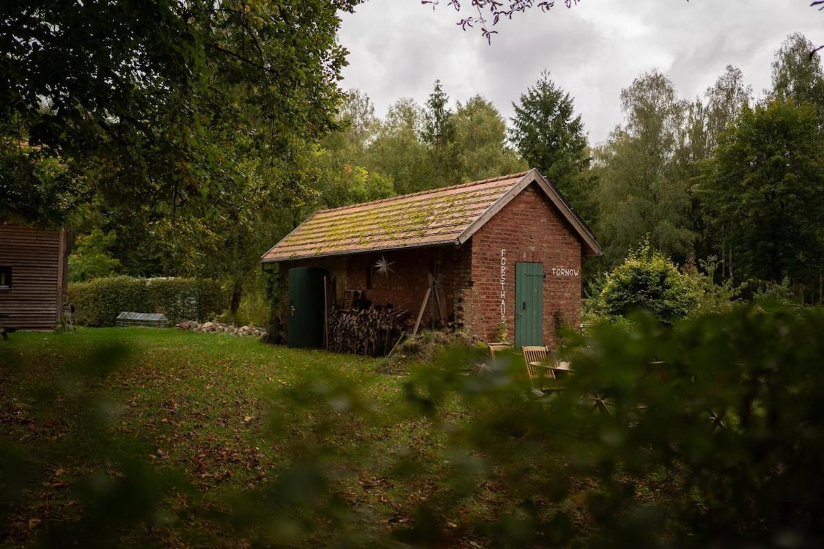 Wald- Und Seeidyll Im Historischen Forsthaus Neuruppin Bagian luar foto